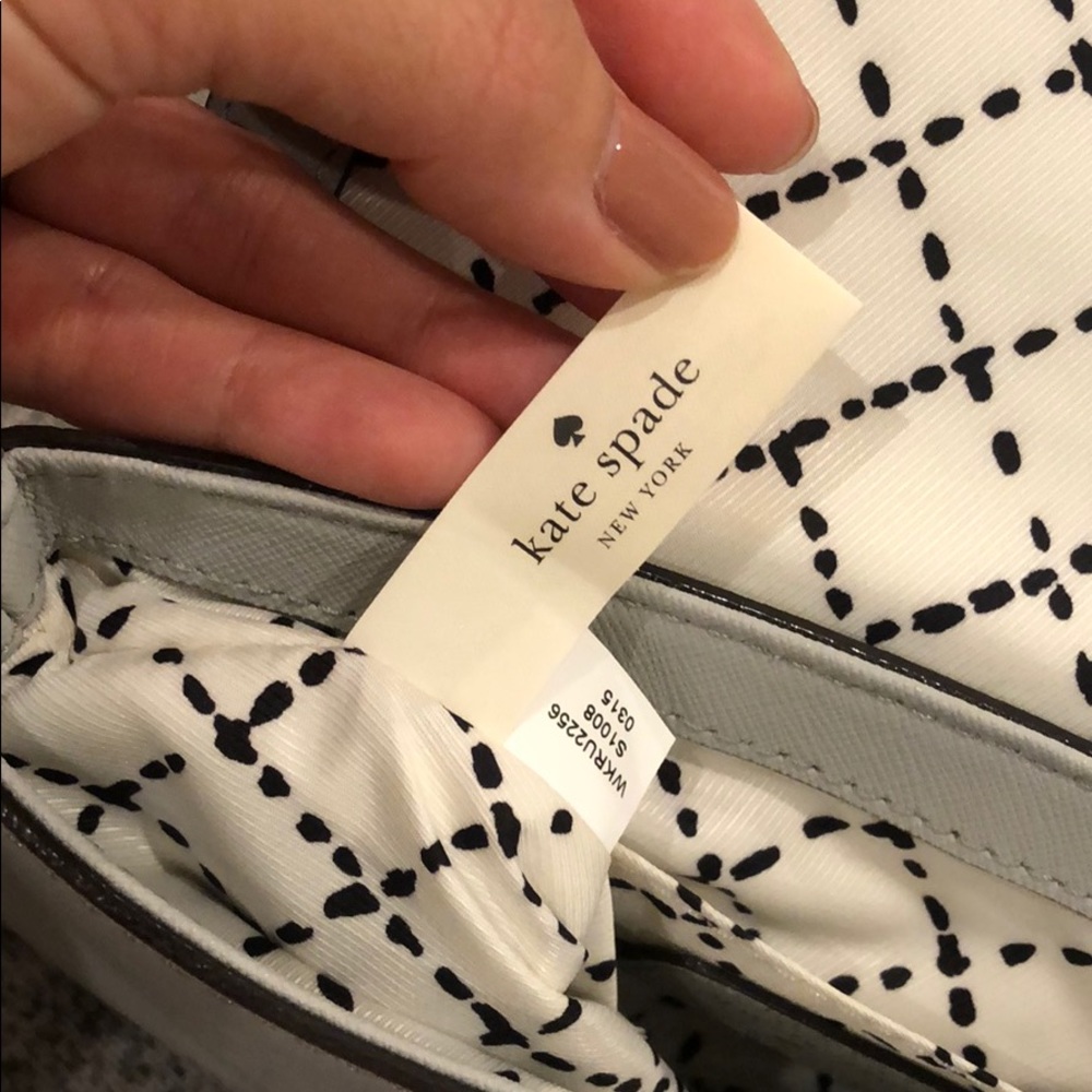 KATE SPADE: Crossbody - Picture 9 of 10